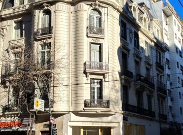 Departamento · 166m² · 5 Ambientes · Excelente Semipiso con Inmejorable Ubicacion