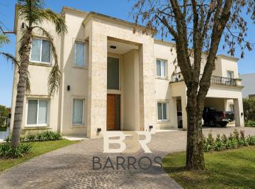 Casa · 460m² · 7 Ambientes · 8 Cocheras · Alquiler Casa Terravista 6 Amb Fondo Al Lago