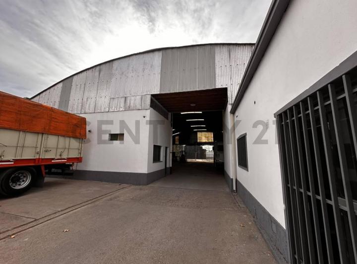 Bodega-Galpón · 400m² · 5 Cocheras