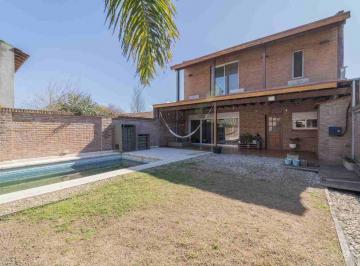 Casa · 236m² · 5 Ambientes · 2 Cocheras · Venta Casa Altos de Pacheco 5 Amb. Jardín Pileta
