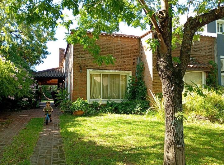 Casa · 165m² · 4 Ambientes