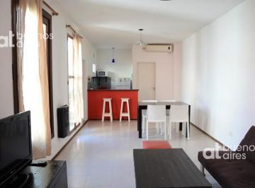 Departamento · 55m² · 2 Ambientes · PH en San Telmo en Alquiler Temporario con Terraza.