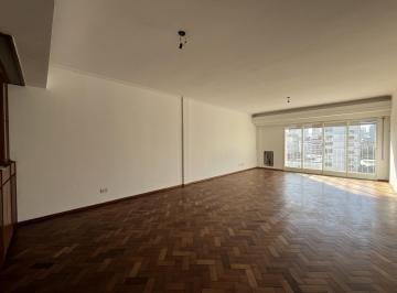 Departamento · 155m² · 6 Ambientes · Amplio Departamento de Tres Dorm. con Balcón Corrido Al Frente en Alquiler