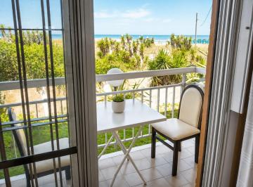 Departamento · 70m² · 4 Ambientes · 1 Cochera · Departamento - Villa Gesell