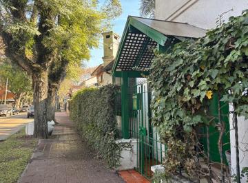 Casa · 202m² · 4 Dormitorios · 1 Cochera · Casa en Martinez