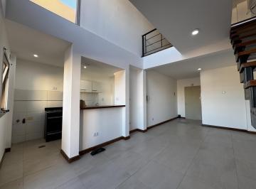 Departamento · 60m² · 2 Ambientes · Duplex en Alquiler Doble Balcon