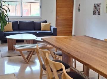 Casa · 180m² · 6 Ambientes · 2 Cocheras · Dúplex en Chacras del Norte – 3 Dorm., Pileta Climatizada y Calefacción Central