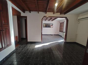 Casa de 2 ambientes, Tandil · Casa en Alquiler - Zona Cerrito - con Terraza