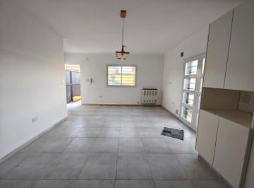 Casa de 3 ambientes, Tandil · Casa en Alquiler - Duplex - con Patio Independiente