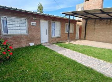 Casa de 5 ambientes, Villa María · Vendo Casa Dos Dorm. - Jardin - Patio - Cochera