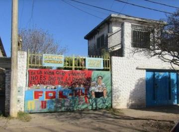 Bodega-Galpón · 200m² · Galpon en Venta con Oficina