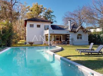 PILETA CASA EN VENTA EN ABRIL CLUB DE CAMPO, HUDSON · Casa en Venta | Abril Club de Campo