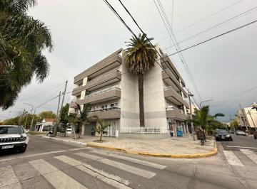 Local comercial · 30m² · Local 30 m² Centro Tapiales Excelente Ubi