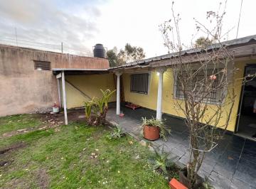 Casa · 90m² · 3 Ambientes · 1 Cochera · Casa - La Matanza