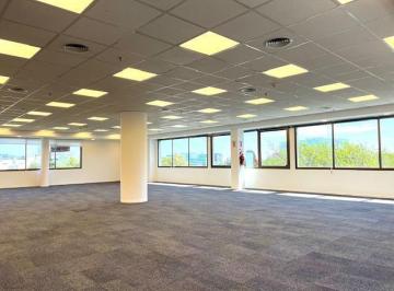 Oficina comercial · 245m² · 5 Cocheras · Oficina - Olivos - Uzal/panam.