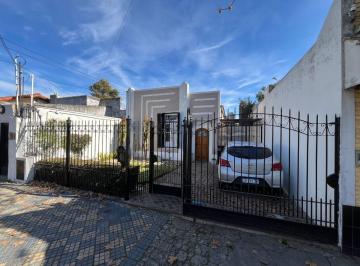 Casa de 3 ambientes, Lomas de Zamora · Almafuerte 160 - Ldz / Muy Linda Casa en Una Planta de 3 Amb