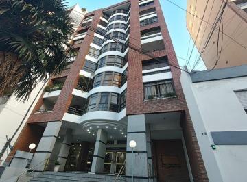 Departamento · 146m² · 4 Ambientes · Departamento Semipiso 4 Amb Mas Dependencia Alquiler Colombres 350 6° (Lomas de Zamora)