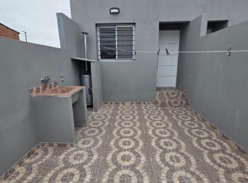 PH · 45m² · 2 Ambientes · PH en Lanús Este