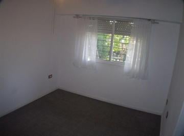 Consultorio de 1 ambiente, Vicente López · Consultorio con Baño Privado en 1º Piso Mx Esc. Muy Bajos Gastos.