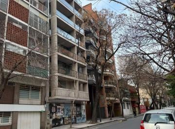 Local comercial , Caballito · Local Comercial Frente Al Barrio Inglés en La Mejor Zona de Caballito 77/120 m²