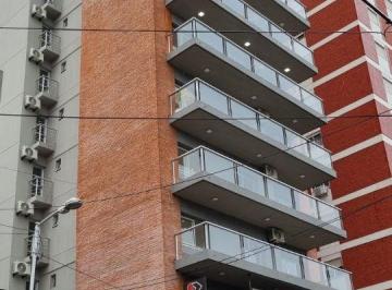 Departamento de 3 ambientes, Avellaneda · Departamento de 92 m² con 2 Habitaciones en Venta en Avellaneda