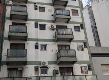 Departamento · 38m² · 2 Ambientes · Rosario Al 700 Caballito Departamento 2 Ambientes 2 Patios Venta