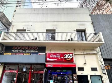 Local comercial · 180m² · 6 Ambientes · Local Oficina 1 Er Piso 180 m