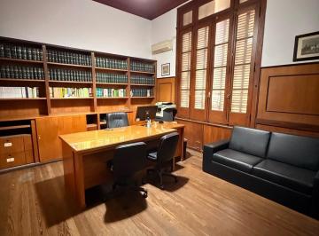 Oficina comercial · 101m² · 4 Ambientes · Oficina Frentista 4 Privados, Cocina y Baño