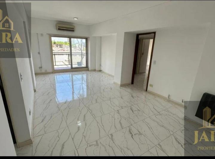 Departamento · 118m² · 4 Ambientes · 1 Cochera