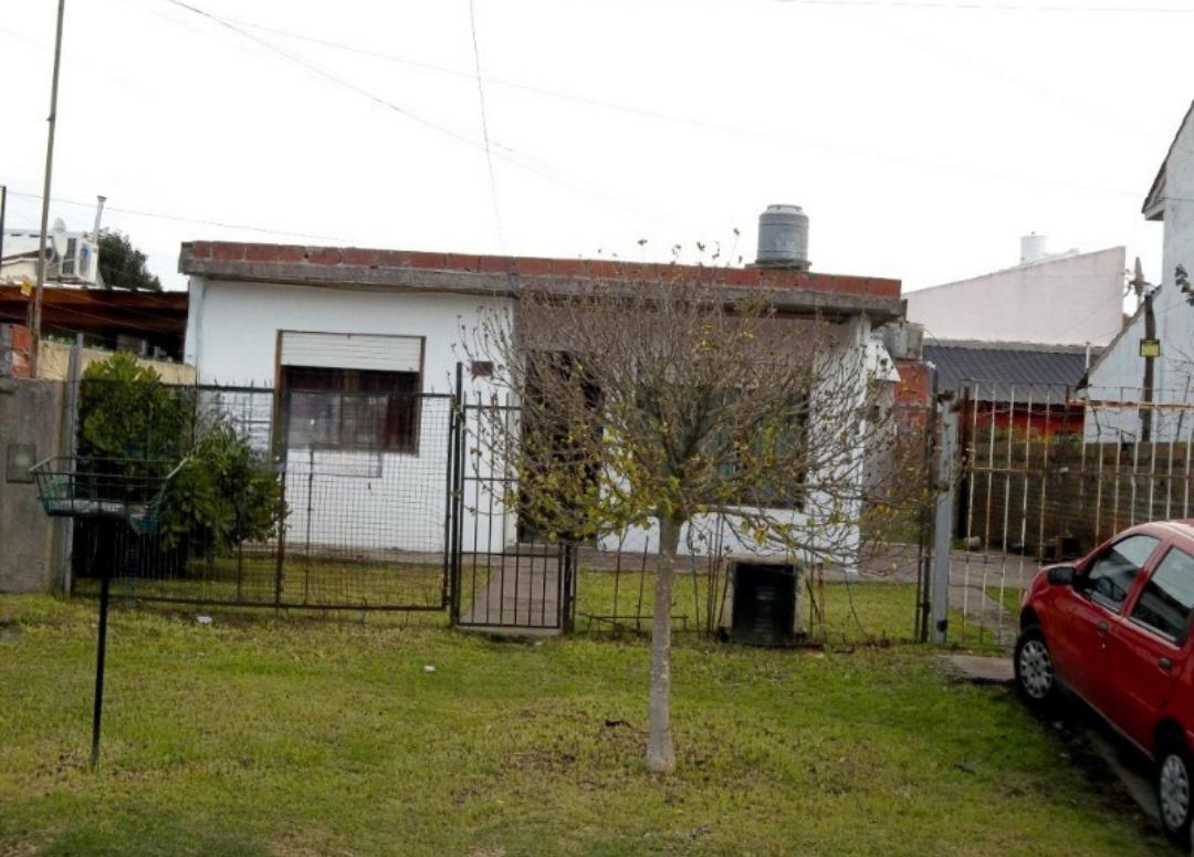 Casa con gran potencial, ideal tanto para vivienda como para inversión