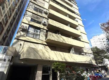 Departamento de 2 ambientes, Belgrano · Belgrano R 2 Ambientes, Sup. 42,49 m² Al Frente Balcon Corrido Super Luminoso!