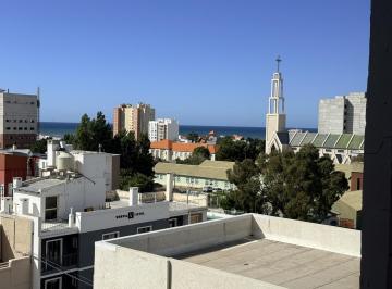 Departamento · 62m² · 3 Ambientes · Impecable Depto en Venta de 2 Dorm. con Balcón en Comodoro