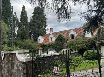 Casa de 12 ambientes, Córdoba · Villa Belgrano