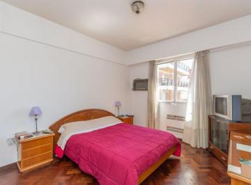 Departamento · 74m² · 3 Ambientes · Venta Depto 3 Amb Belgrano Mucha Sol Luz Amplitud