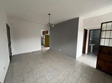 PH · 90m² · 3 Ambientes · Alquiler Casa 3 Amb 110 m² Valentin Alsina