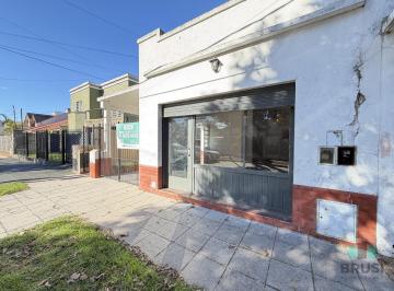 Local comercial · 1 Ambiente · 1 Cochera · Alquiler Local - Adrogue