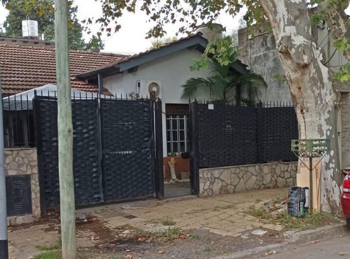 Casa en alquiler en Villa Ballester · 4 ambientes