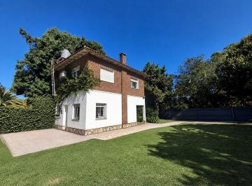 Casa · 90m² · 3 Ambientes · Chalet Frente Al Golf en Venta en Ranelagh, Berazategui, G. B. a. Zona Sur