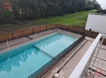 Casa · 371m² · 5 Ambientes · 12 Cocheras · Casa en Rumenco