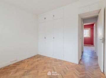 Departamento · 55m² · 3 Ambientes · Departamento Tres Ambientes y Balcón en Alquiler en Monserrat
