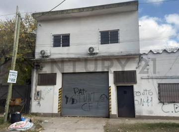 Depósito · 425m² · 4 Ambientes · 1 Cochera · Galpon Zona Industrial en Venta