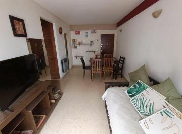 Departamento · 40m² · 2 Ambientes · Departamento de Dos Ambientes a La Calle