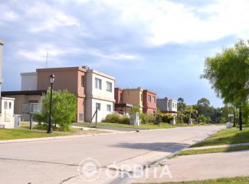 Casa · 86m² · 4 Ambientes · 2 Cocheras · Casa a La Venta en Casas de Santa Ana, Villanueva, Tigre, Entrega 2028