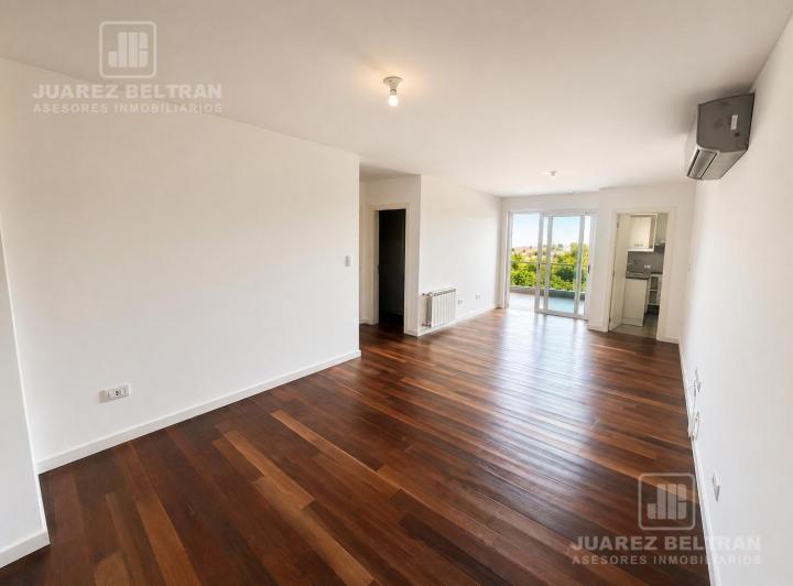 Departamento · 82m² · 4 Ambientes · 1 Cochera