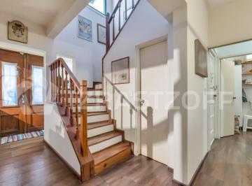 Casa · 198m² · 6 Ambientes · 1 Cochera · Venta Casa Familiar 6 Amb con Galería, Parrilla, Jardin/pileta en La Horqueta - San Isidro