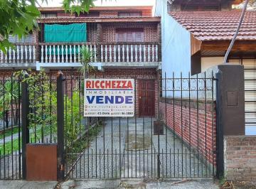 PH · 4 Ambientes · 1 Cochera · Duplex Cuatro Ambientes con Cochera y Patio con Quincho