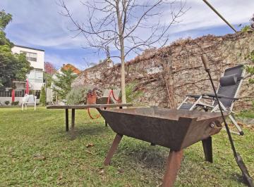 Casa · 417m² · 7 Ambientes · 1 Cochera · Casa - Vicente López