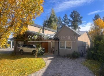 Casa · 222m² · 4 Ambientes · 1 Cochera · Casa en Venta en Haras La Pradera, Pilar, G. B. a. Zona Norte
