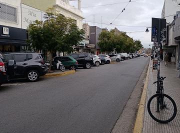 Local comercial de 2 ambientes, San Isidro · Local Belgrano Al 100 en Alquiler con Sotano