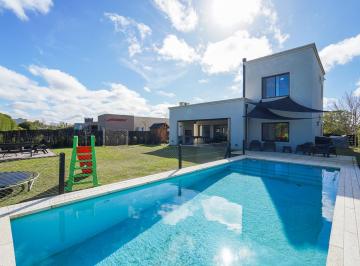 Casa · 185m² · 5 Ambientes · 2 Cocheras · Venta Casa 5 Ambientes El Canton Puerto Escobar